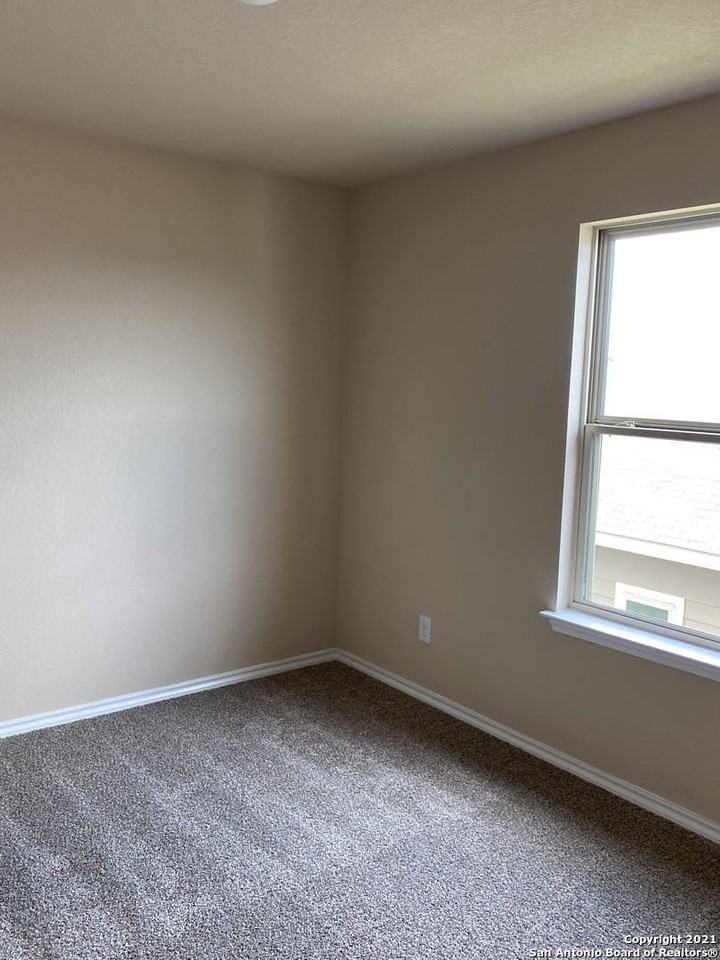 7331 Barlow Grv - Photo 7 of 13
