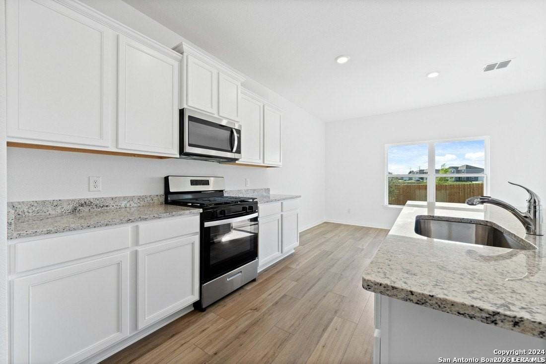 12103 Luckey Villa - Photo 3 of 6