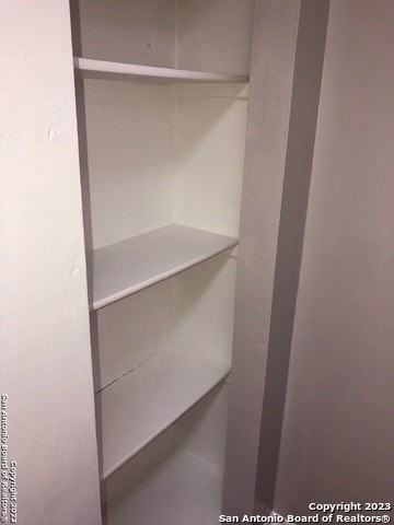 515 Humble Ave #106 - Photo 4 of 9