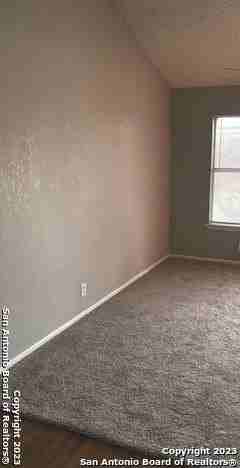 515 Humble Ave #106 - Photo 5 of 9