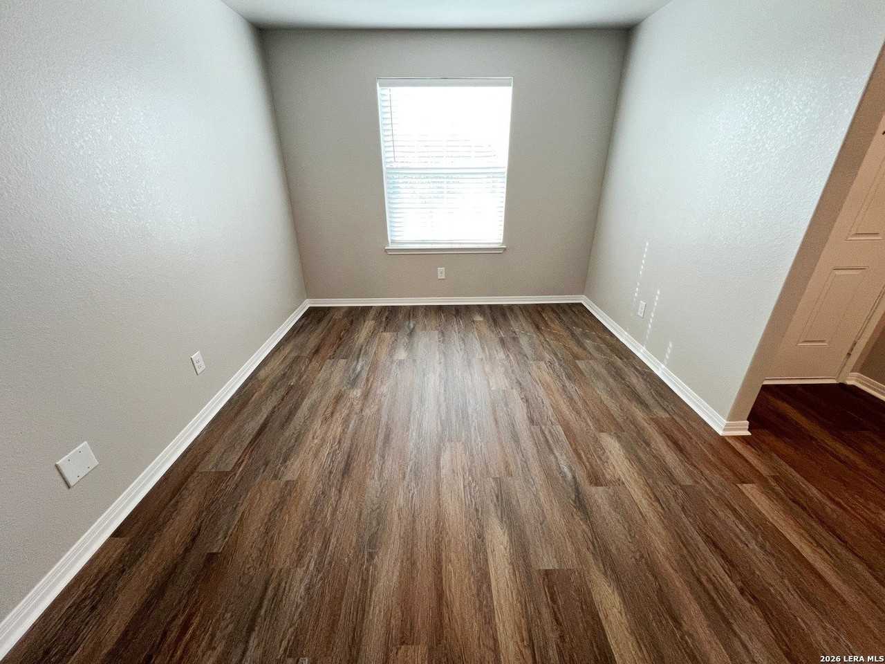 2939 Gastonian Ml - Photo 4 of 33