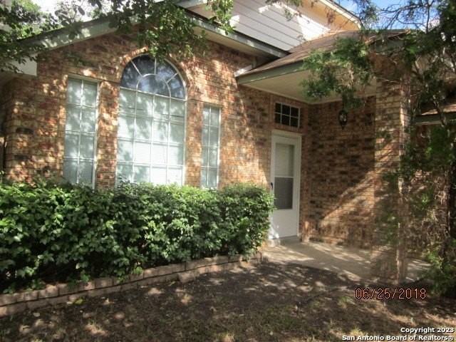 2801 Hillview Ln - Photo 2 of 27