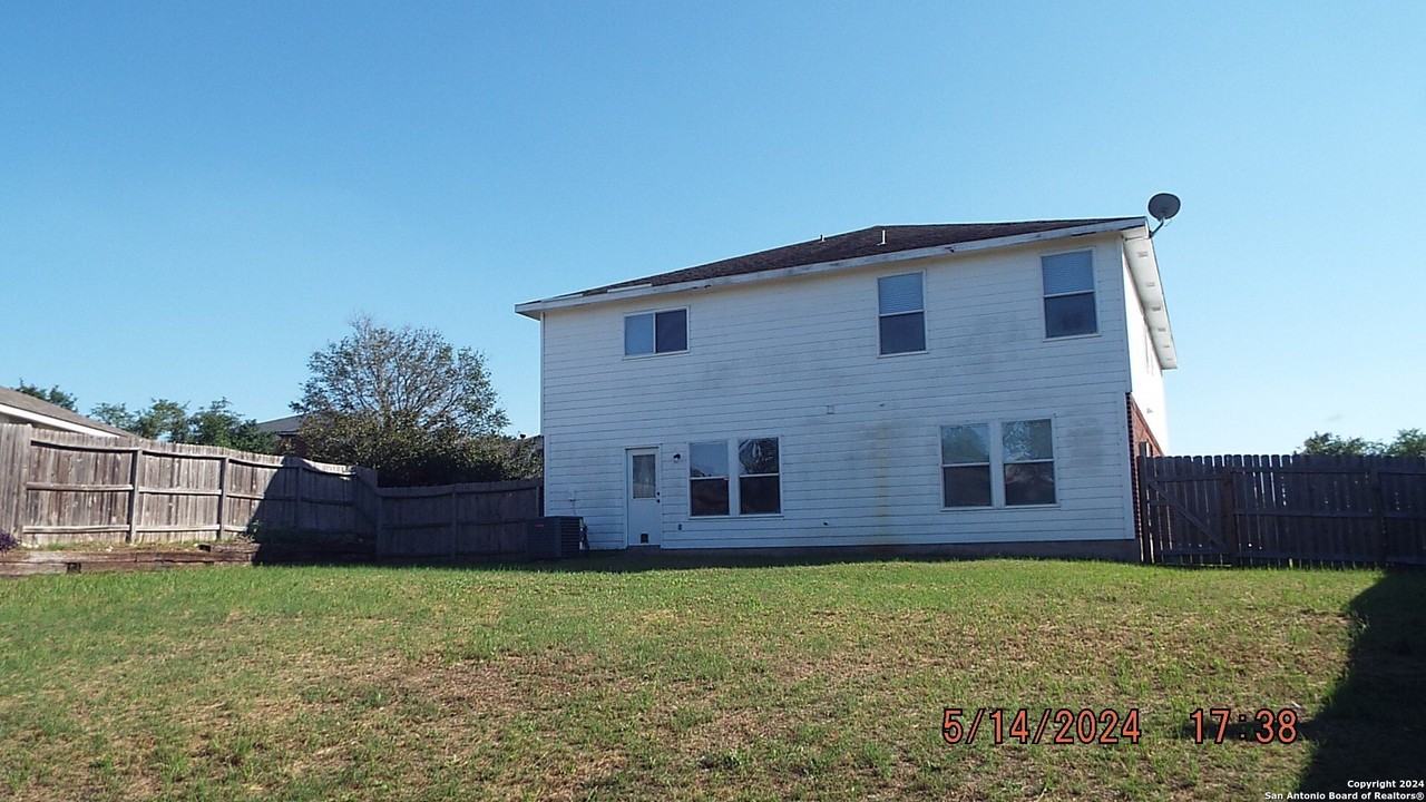 26144 Amber Sky - Photo 4 of 31