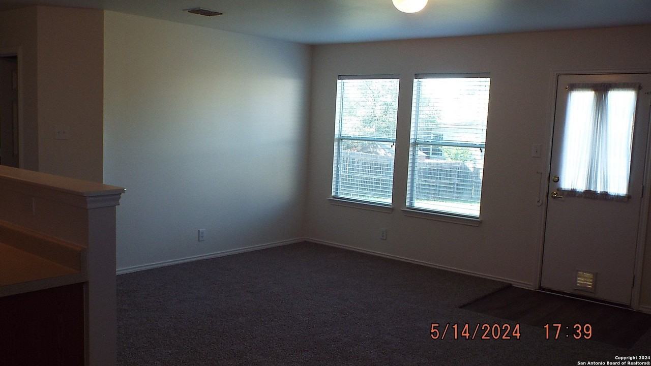 26144 Amber Sky - Photo 5 of 31