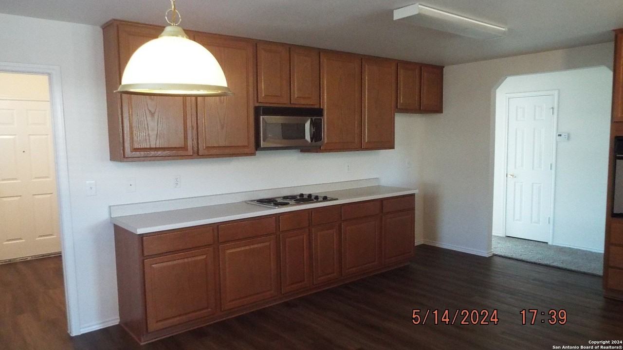 26144 Amber Sky - Photo 7 of 31