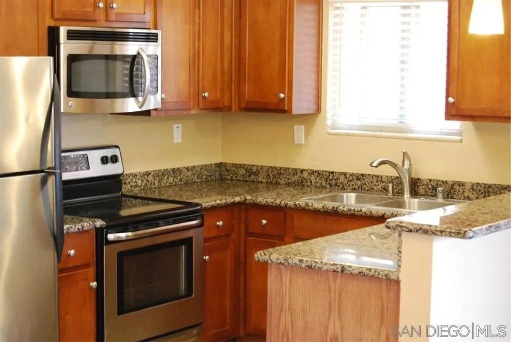 207 Westlake Dr #3 - Photo 3 of 14