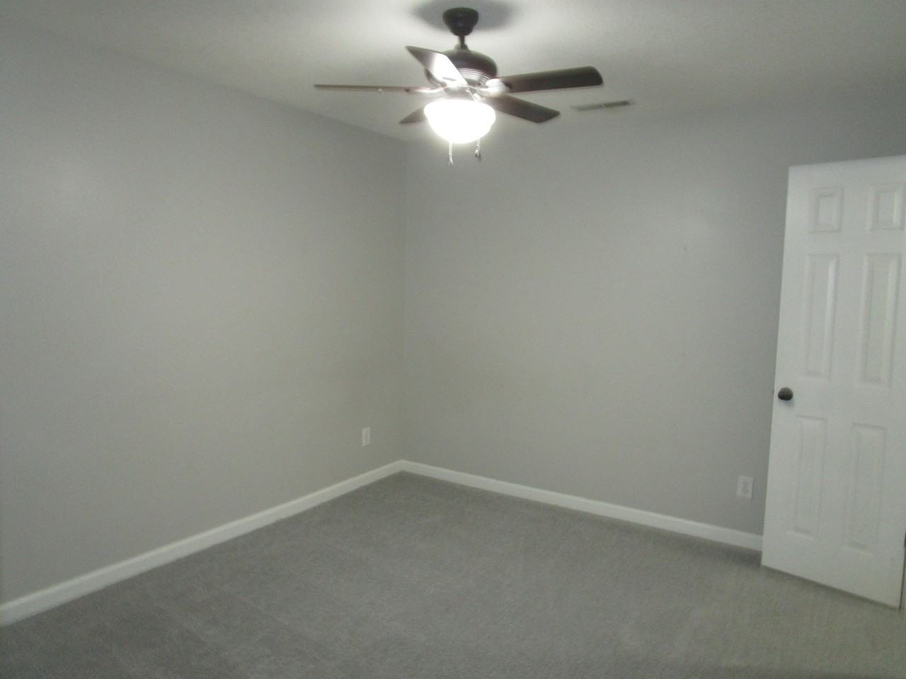 1049 Jessamine Trl - Photo 5 of 16