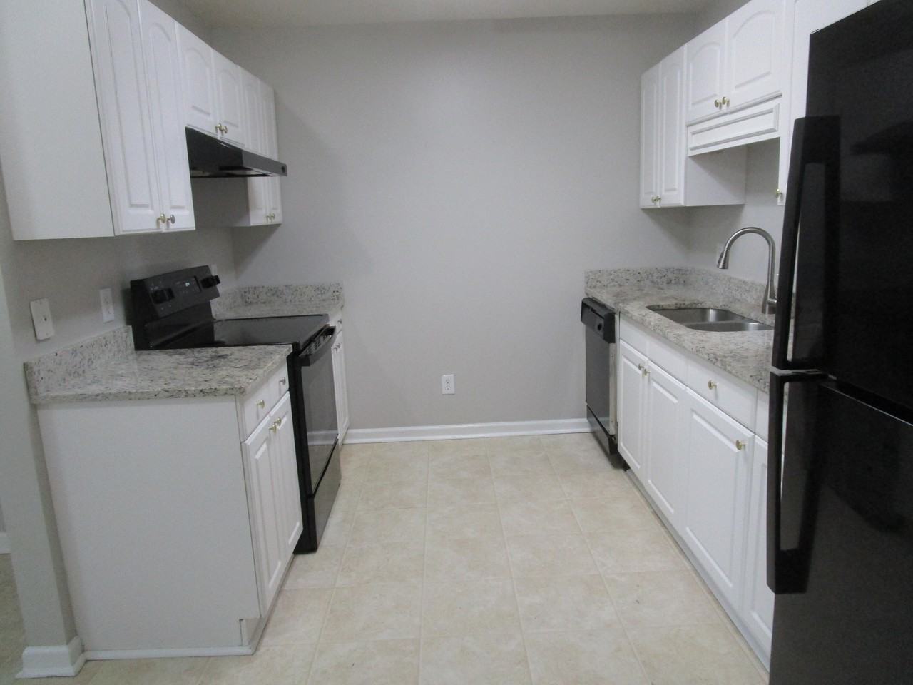 1049 Jessamine Trl - Photo 6 of 16