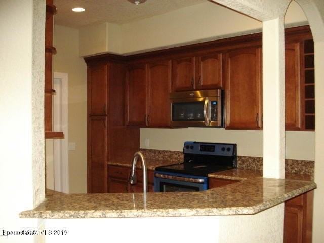 1410 Isabella Dr #103 - Photo 2 of 17
