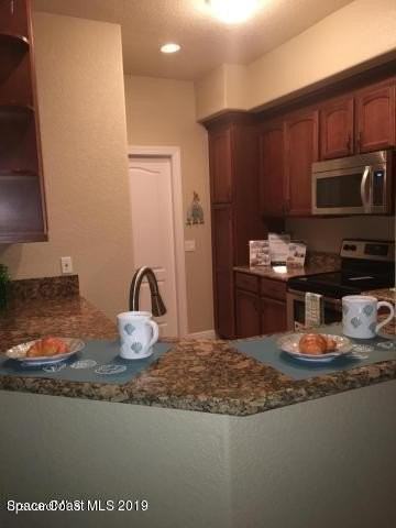 1410 Isabella Dr #103 - Photo 3 of 17