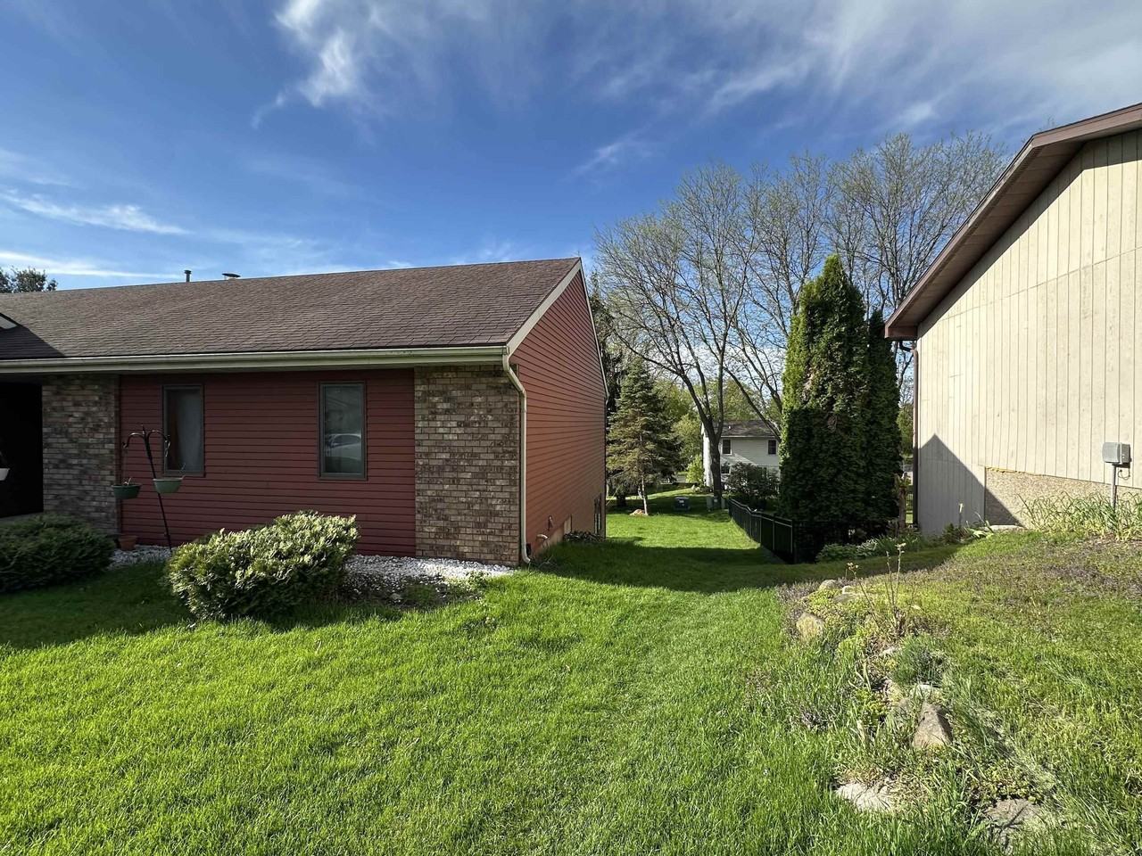 543 Mahogany Way - Photo 4 of 8
