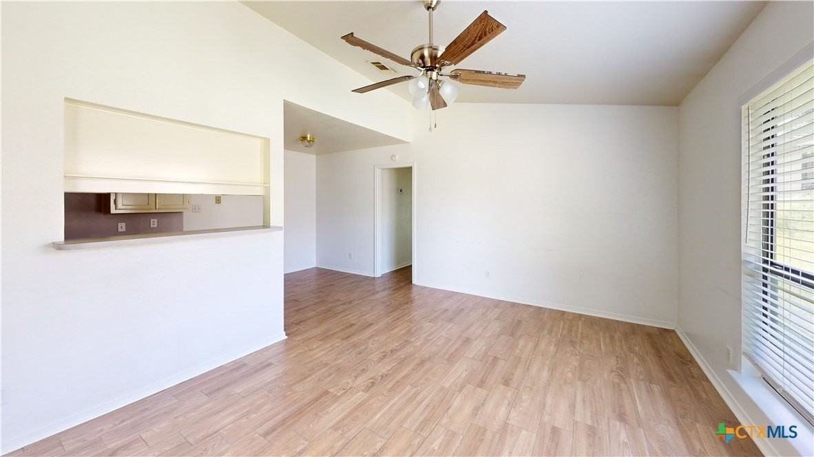802 Hackberry St #B - Photo 2 of 17