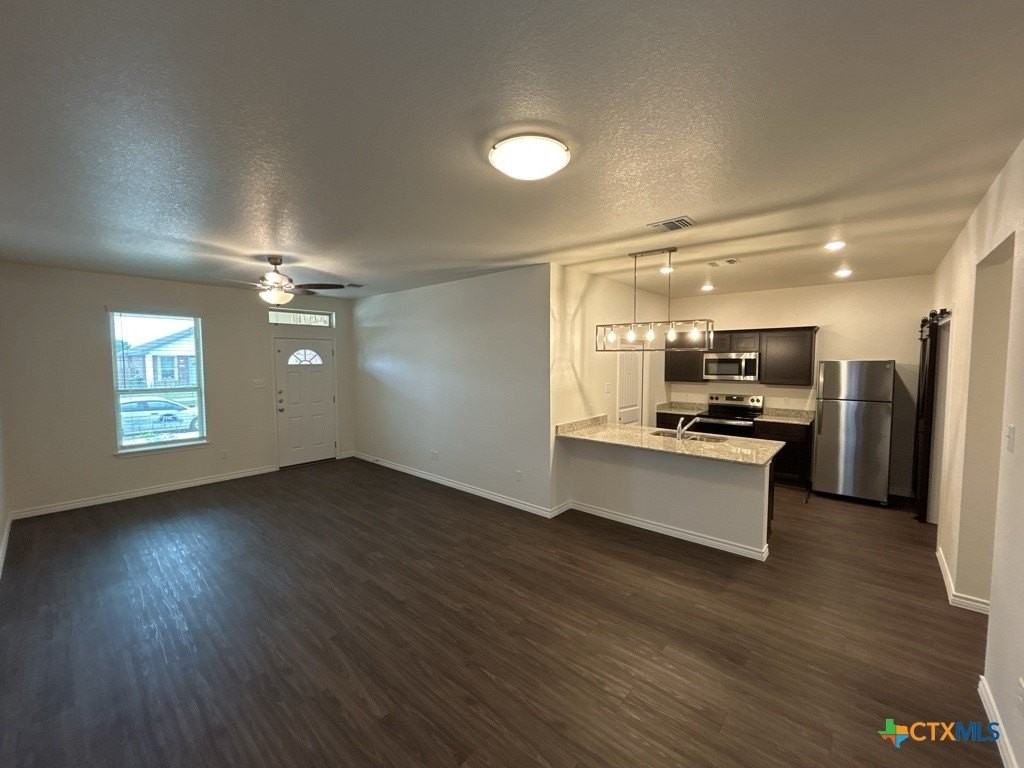 5104 Rose Garden Loop - Photo 3 of 25