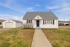 92 Brackett Ave - Photo 1 of 1