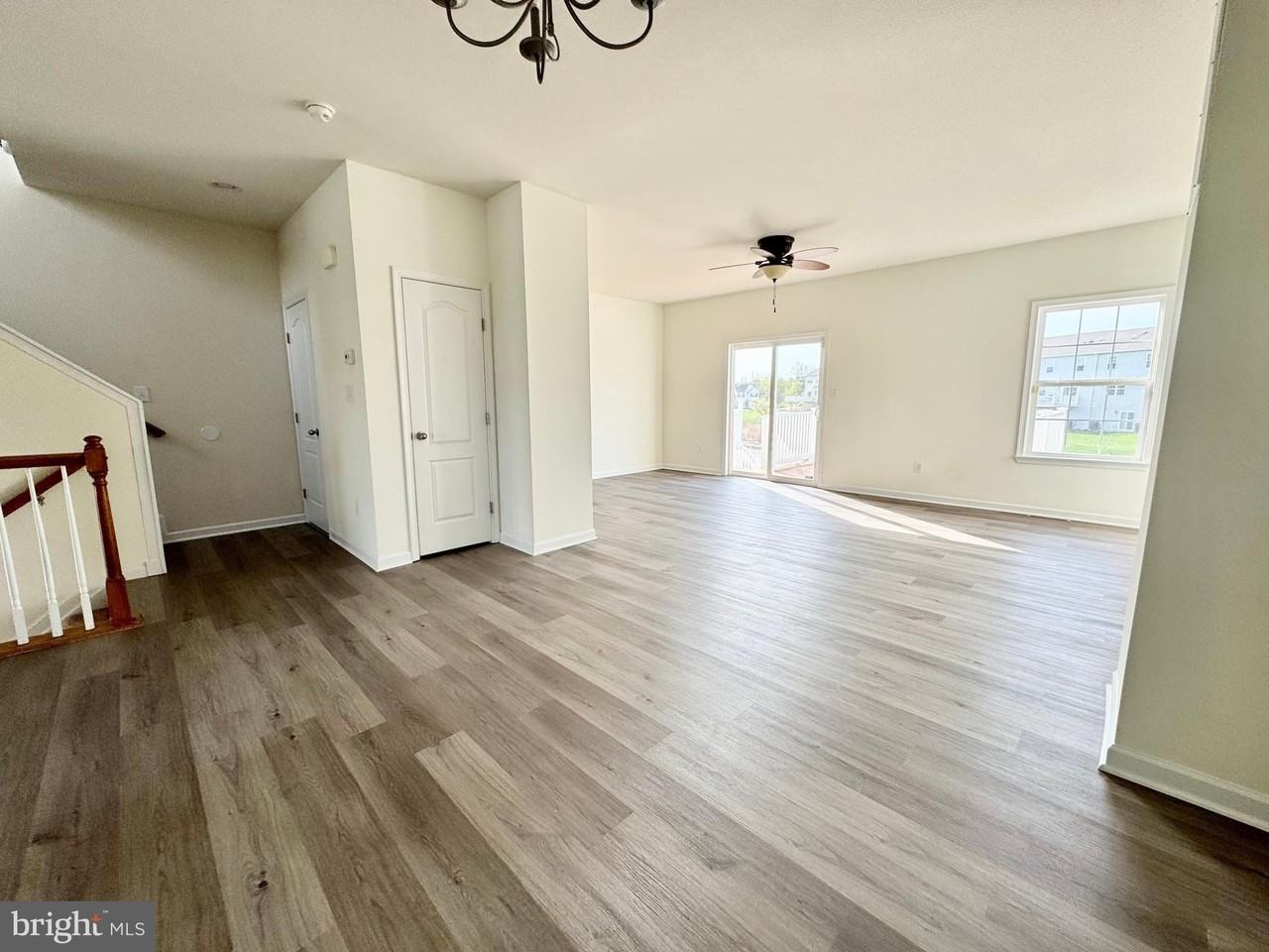 56 Nicholas Dr - Photo 2 of 23