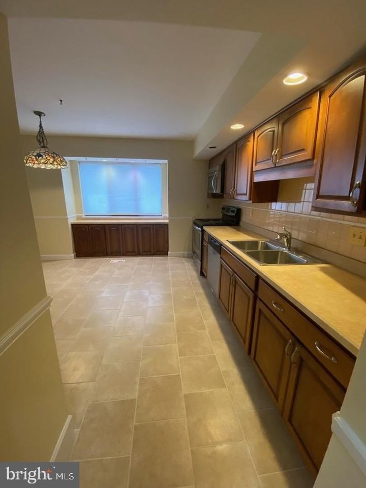 416 Five Farms Ln - Photo 4 of 29