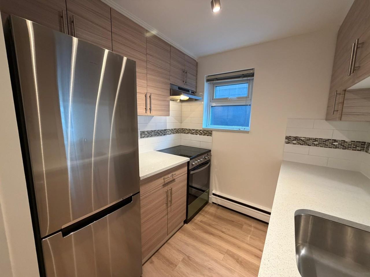 950 Gilford Street #201