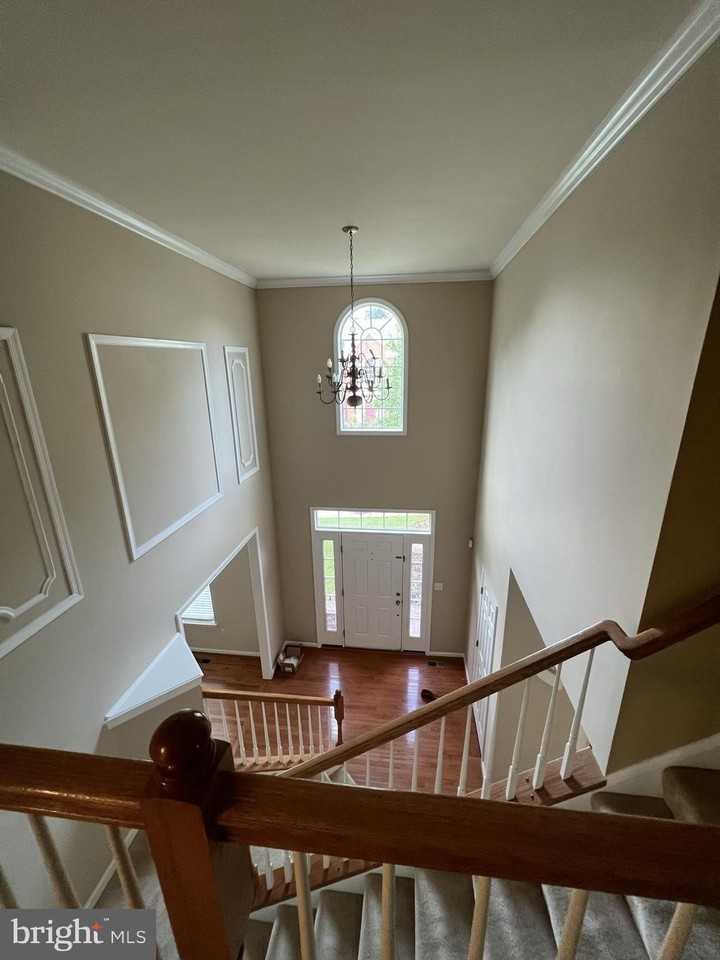 4511 Nightingale Ct - Photo 4 of 25