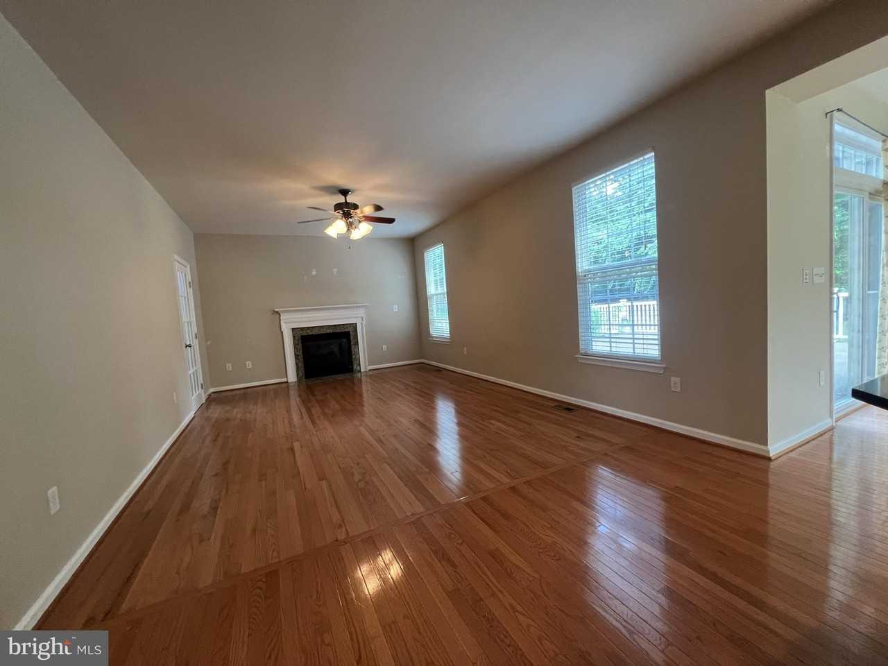 4511 Nightingale Ct - Photo 7 of 25