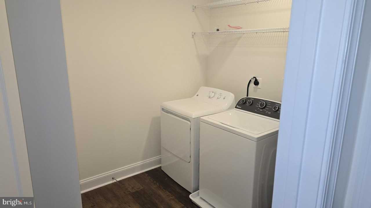 106 Cecil Rd - Photo 4 of 6