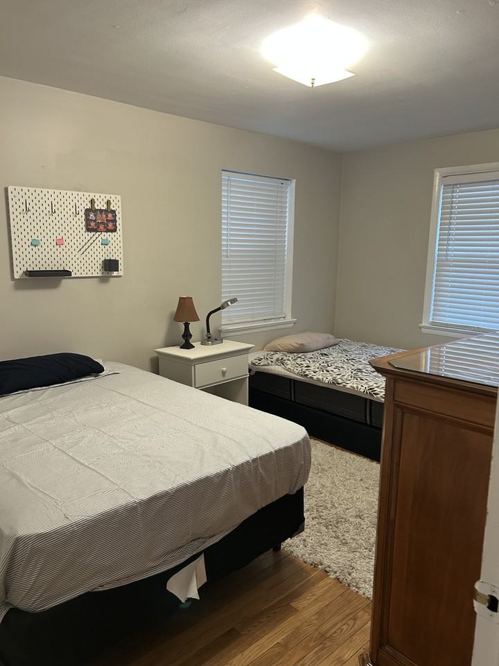 1 751X Hopkins Ave, #1 - Photo 3 of 3