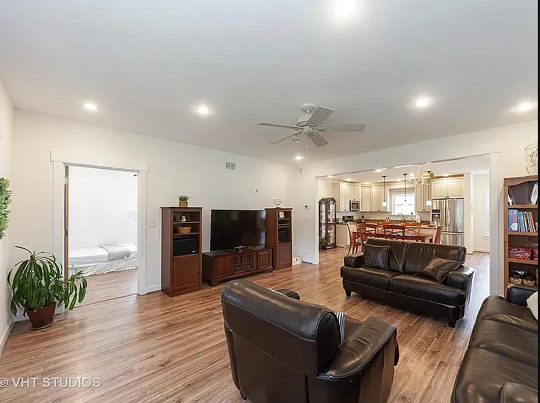 23197 N Prairie Rd - Photo 7 of 14