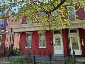 310 N Charlotte St - Photo 1 of 1