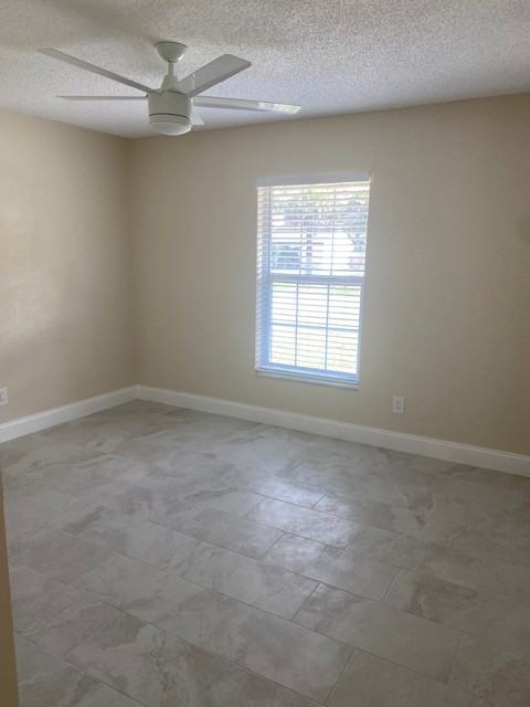 2314 Fern Palm Dr #2314 - Photo 3 of 33