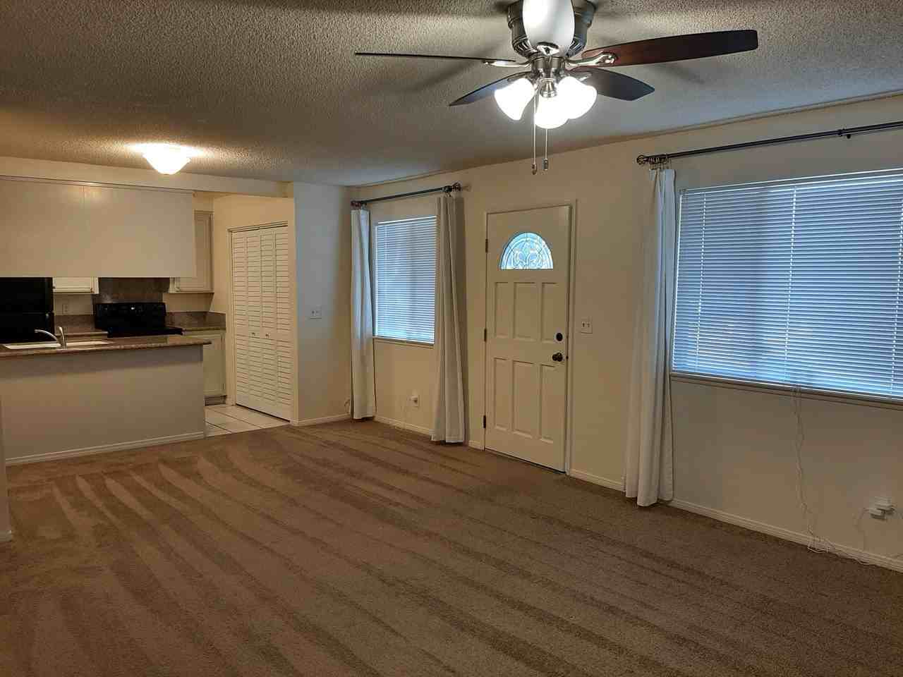 2645 Yardarm Ave - Photo 3 of 9