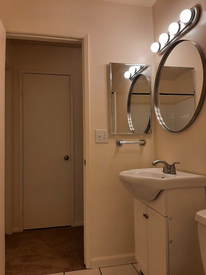 2645 Yardarm Ave - Photo 7 of 9
