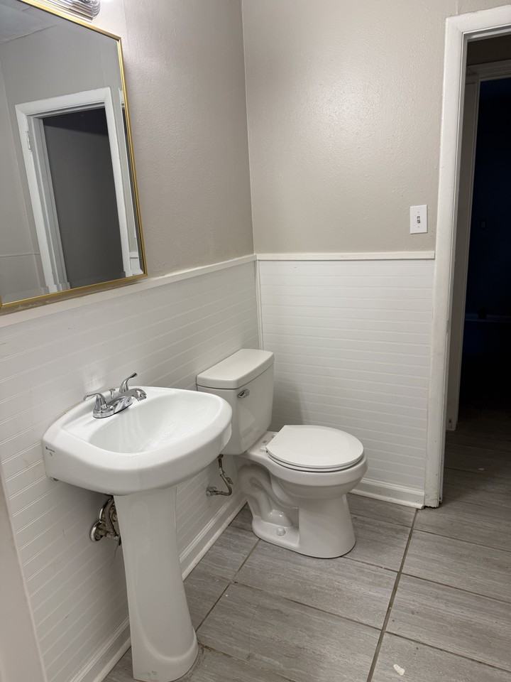 4114 Blue Spring Rd Nw - Photo 6 of 9