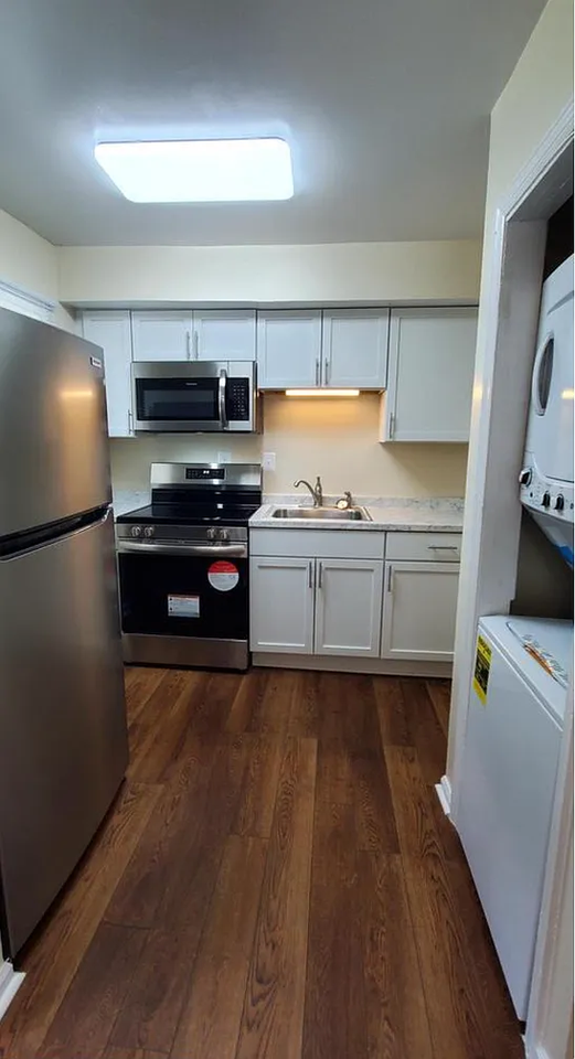 1308 Madison Ave #B - Photo 4 of 9