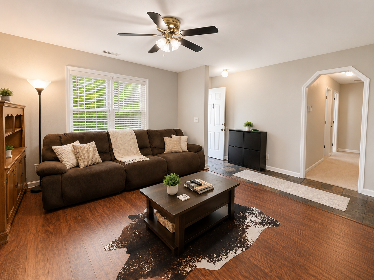 622 Wooddale Ct #1 - Photo 4 of 16