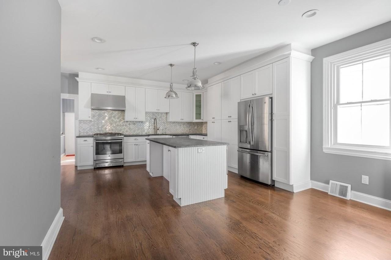 40 W Southampton Ave - Photo 2 of 37