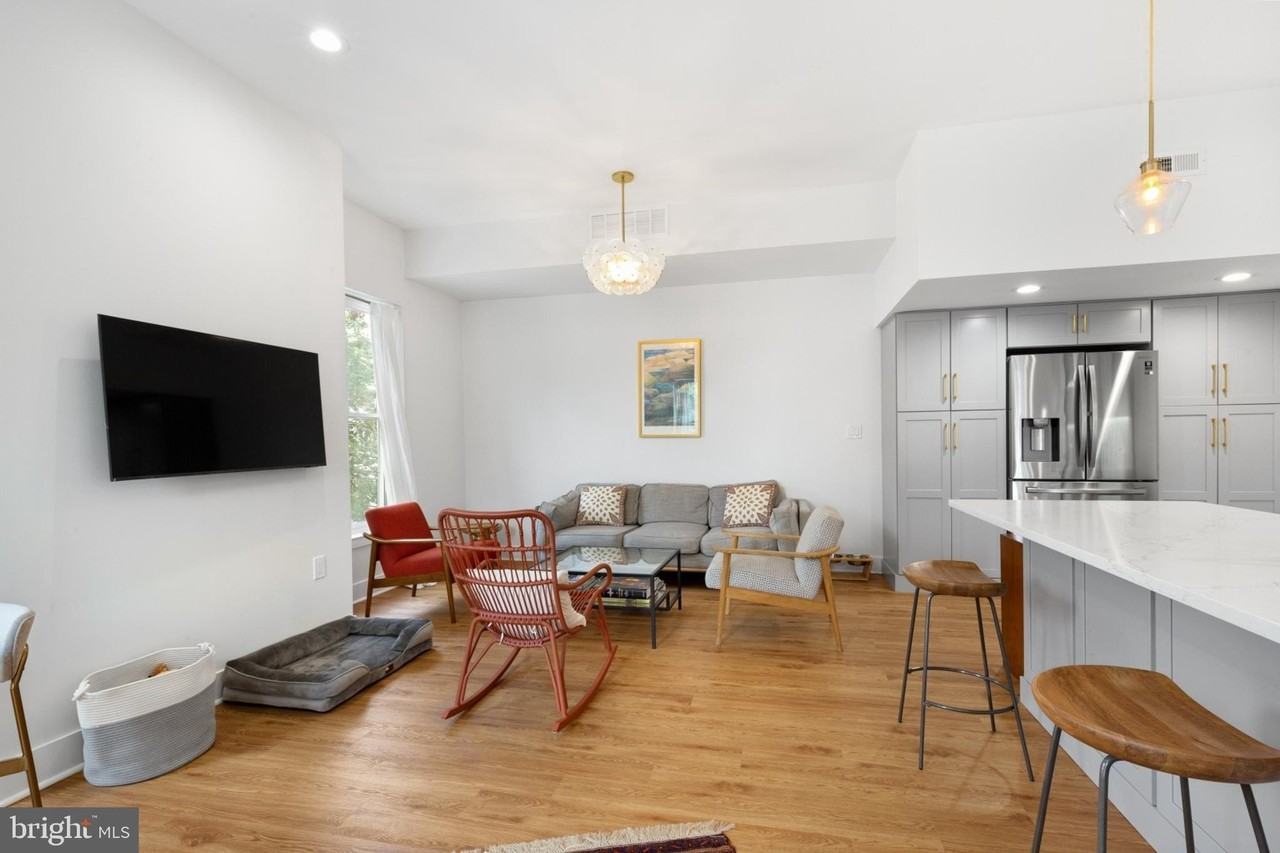 1119 Pine St #202 - Photo 7 of 41