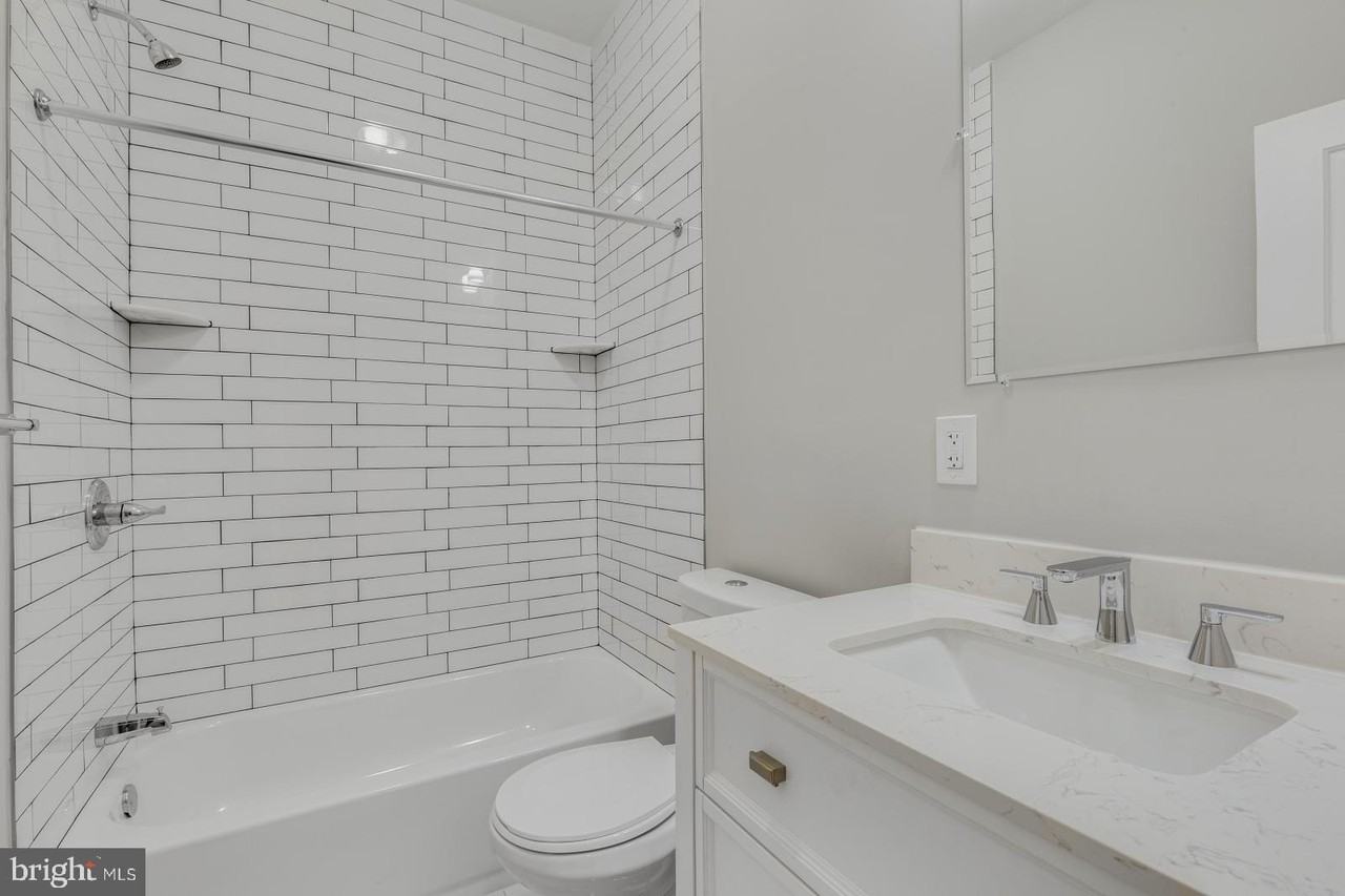 410 Diamond St #1 - Photo 5 of 14