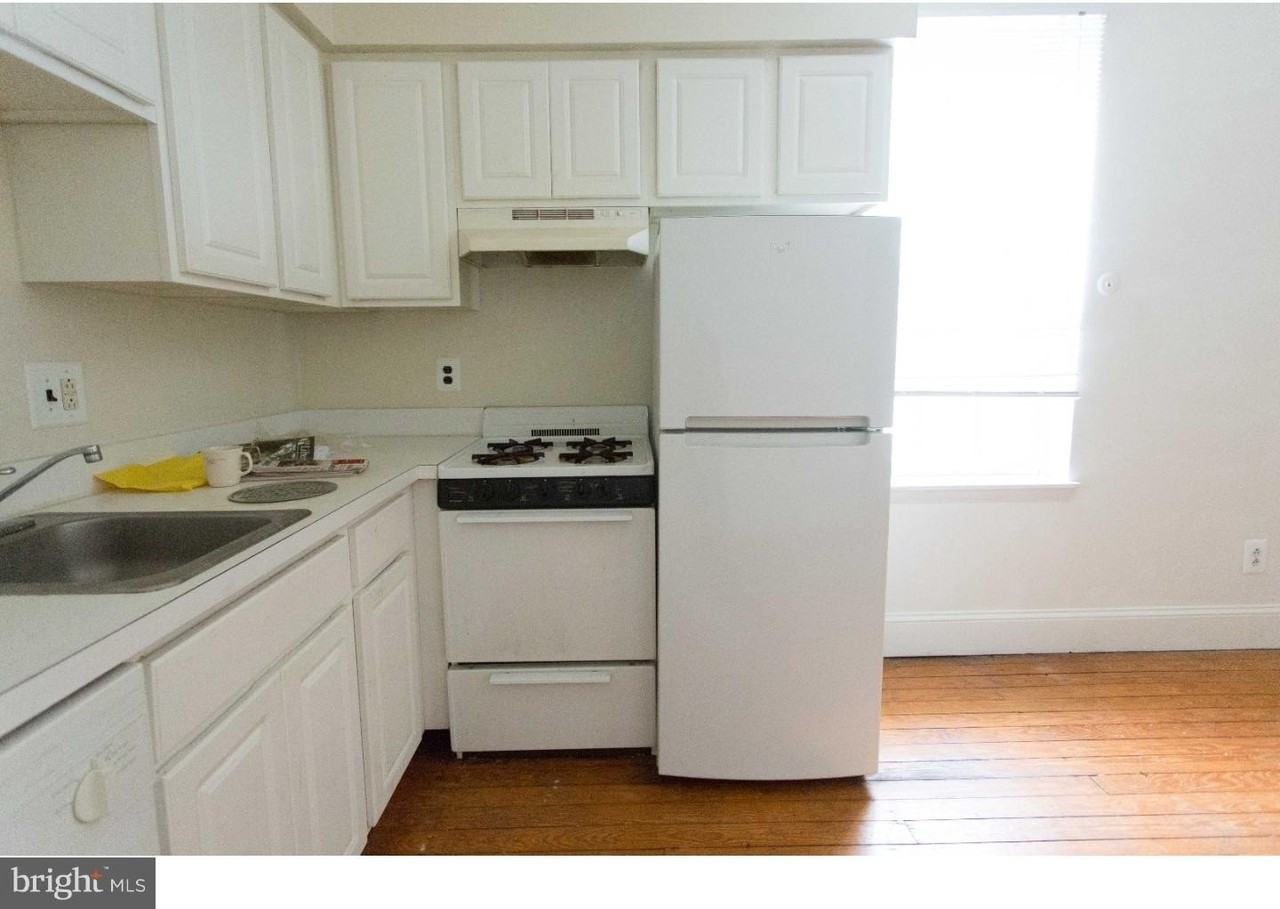 729 Spruce St #3R - Photo 4 of 12