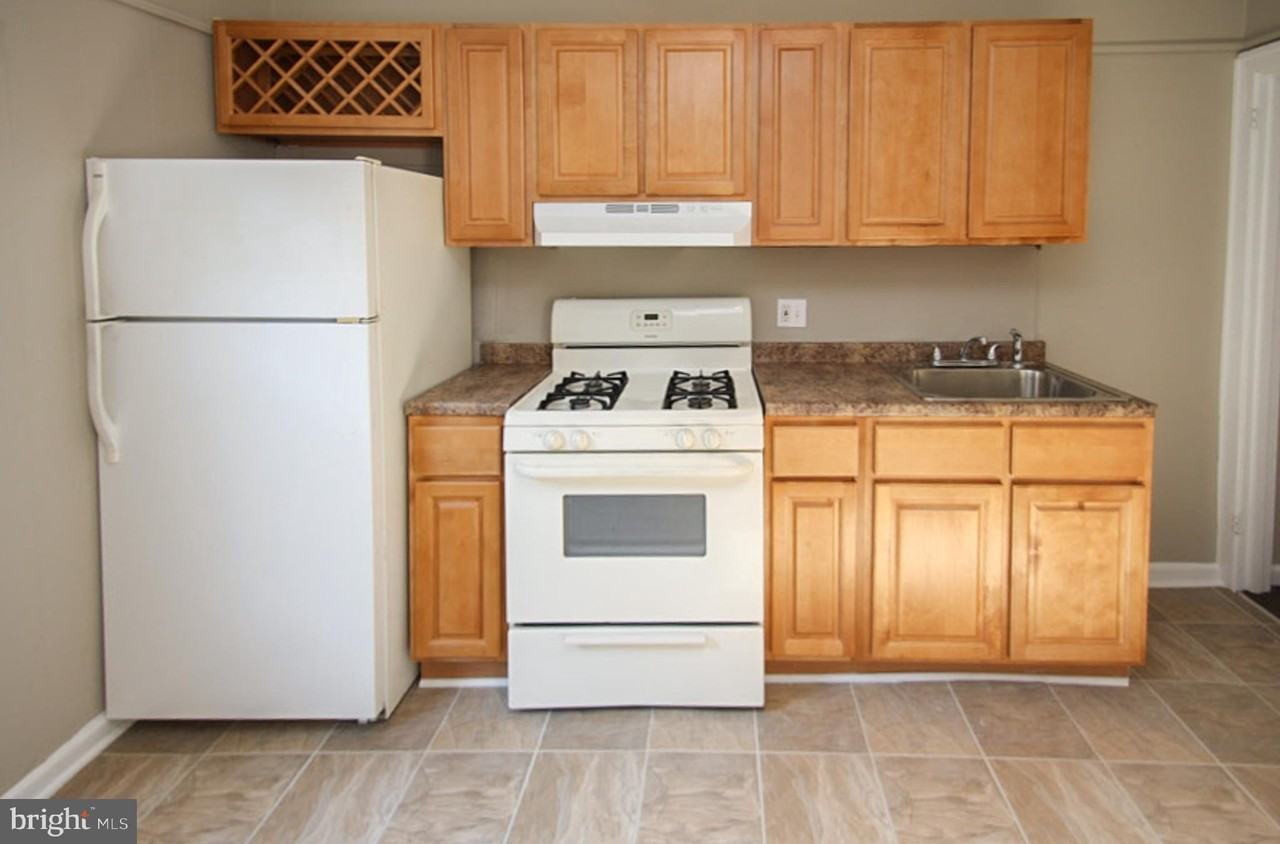 5768 N 20th St - Photo 4 of 19