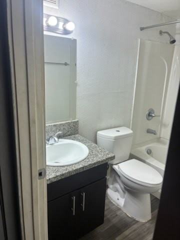 1944 Kentucky Ave #1944-2 - Photo 2 of 20