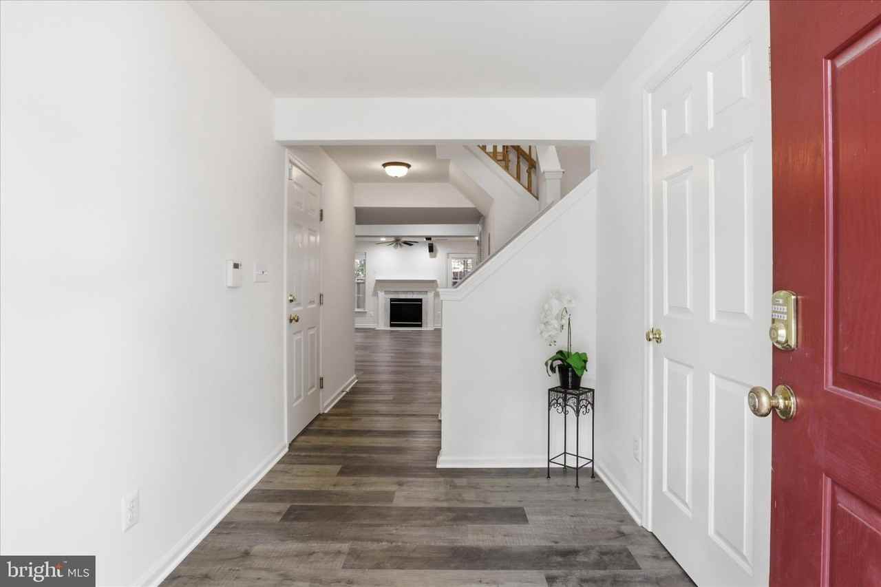 13662 Saint Johns Wood Pl - Photo 3 of 36