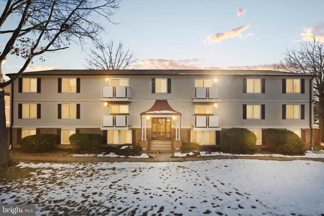 8385 Brockham Dr Apt M
