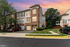 43095 Hunters Green Sq - Photo 1 of 1
