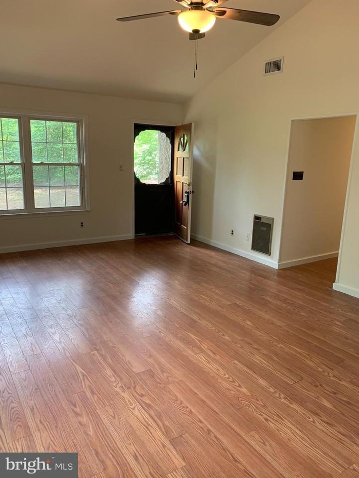 37 Bayou Dr - Photo 4 of 5