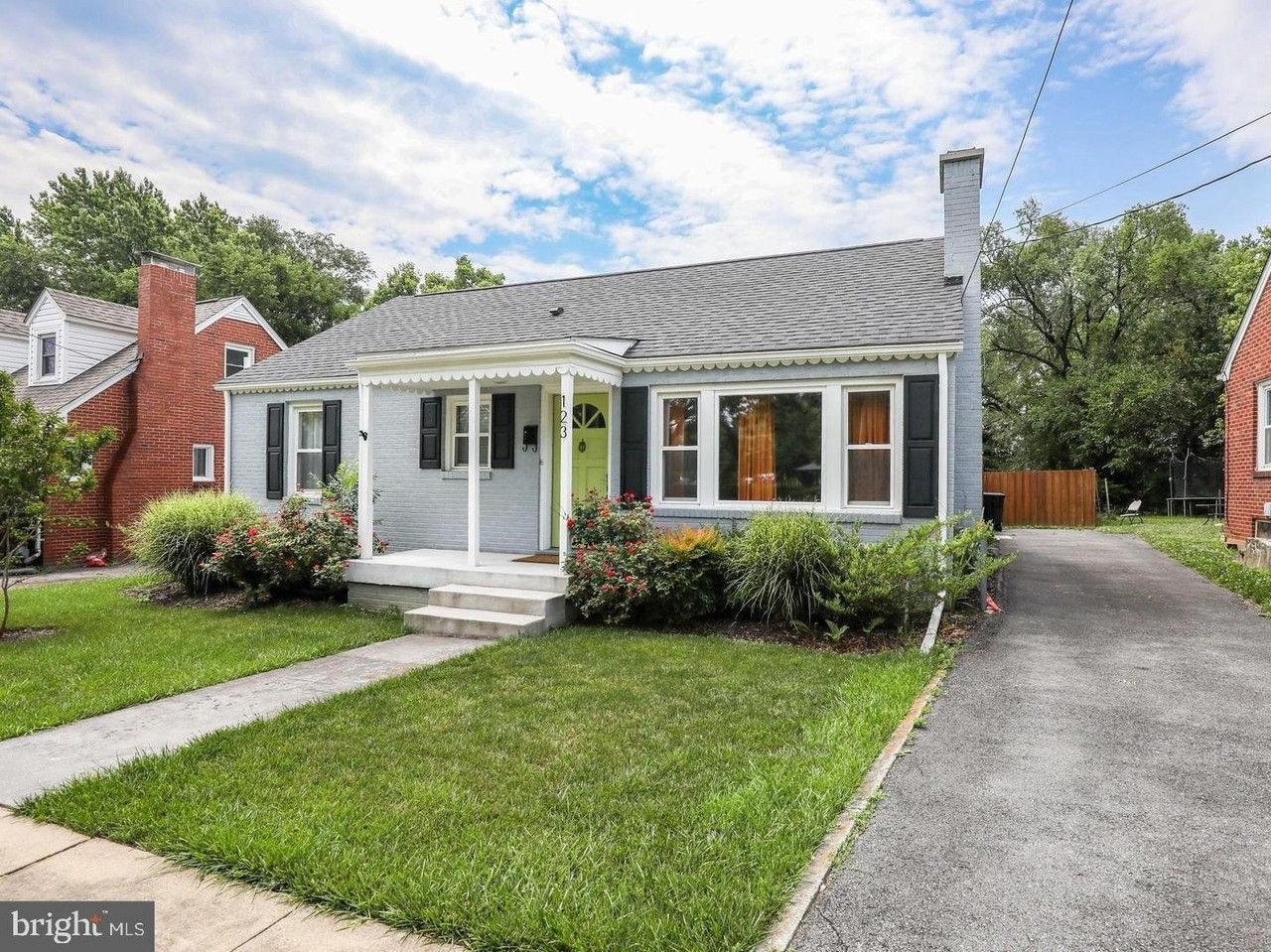 123 Bellview Ave - Photo 3 of 34