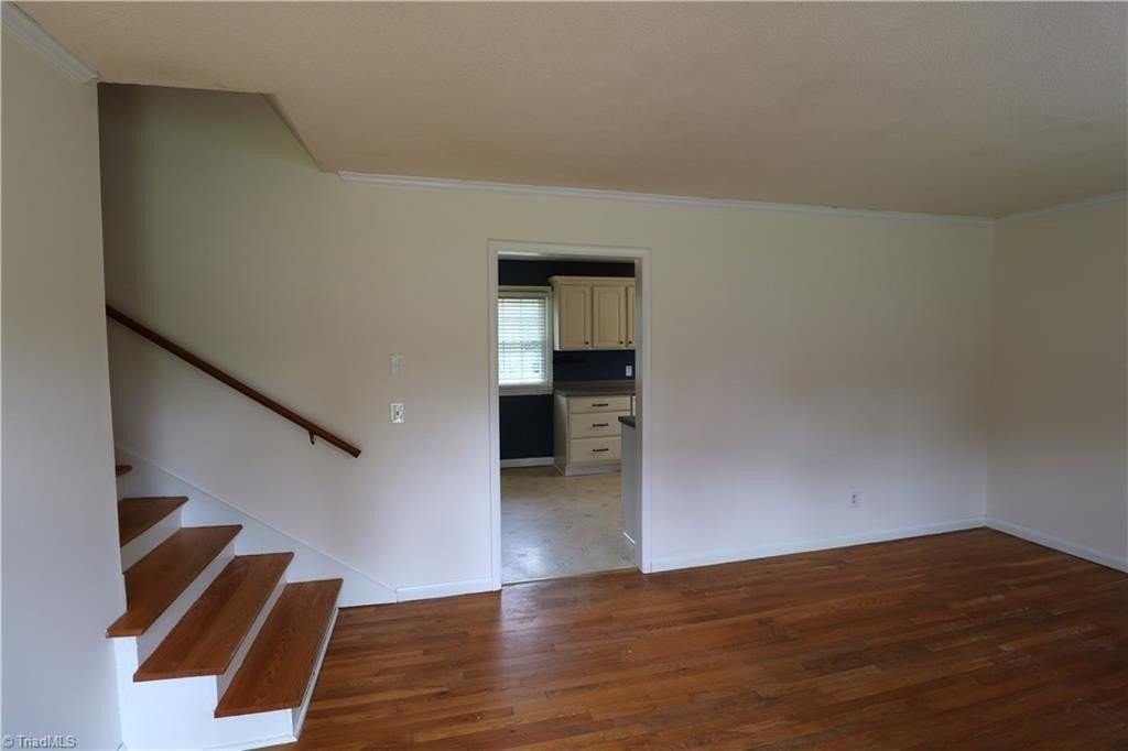 120 Sunnybrook Ct - Photo 5 of 20