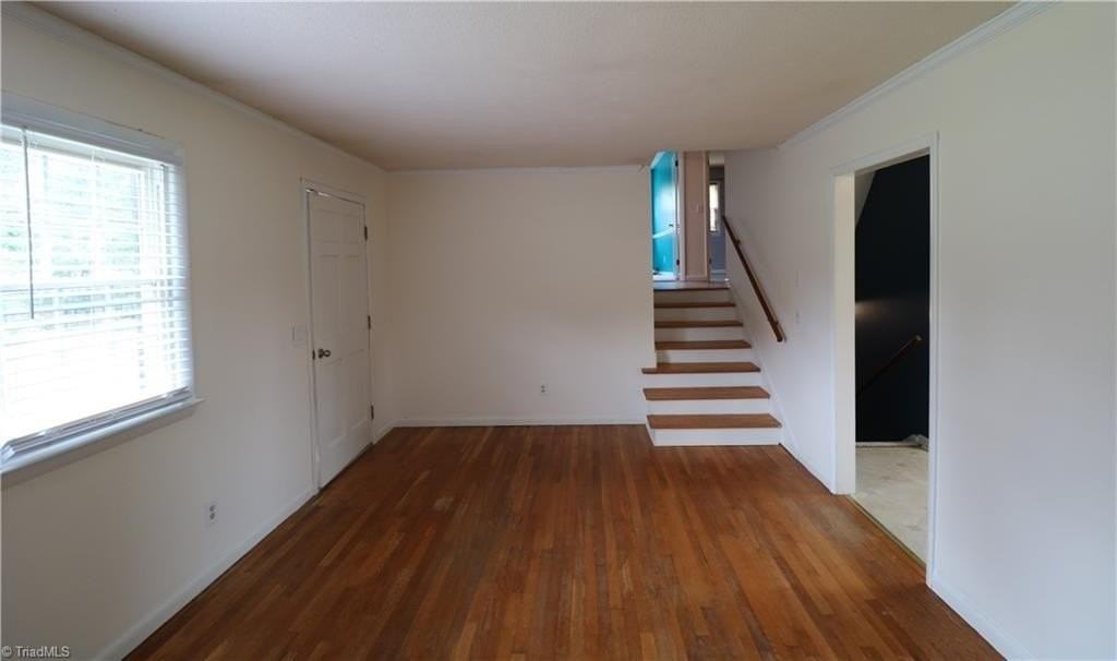 120 Sunnybrook Ct - Photo 6 of 20