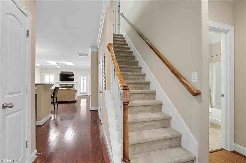 1475 Neville Gardens Ln - Photo 2 of 30