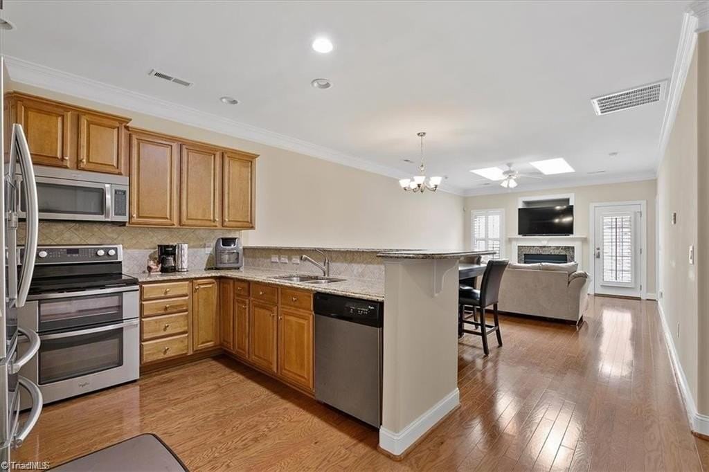 1475 Neville Gardens Ln - Photo 4 of 30