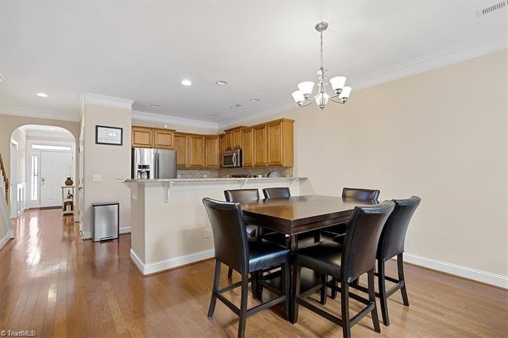 1475 Neville Gardens Ln - Photo 7 of 30