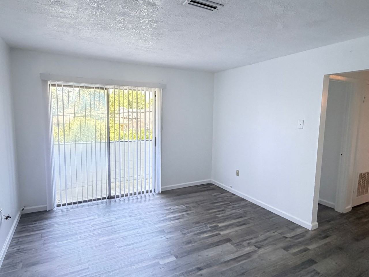 4114 Oak Dr #3 - Photo 6 of 14